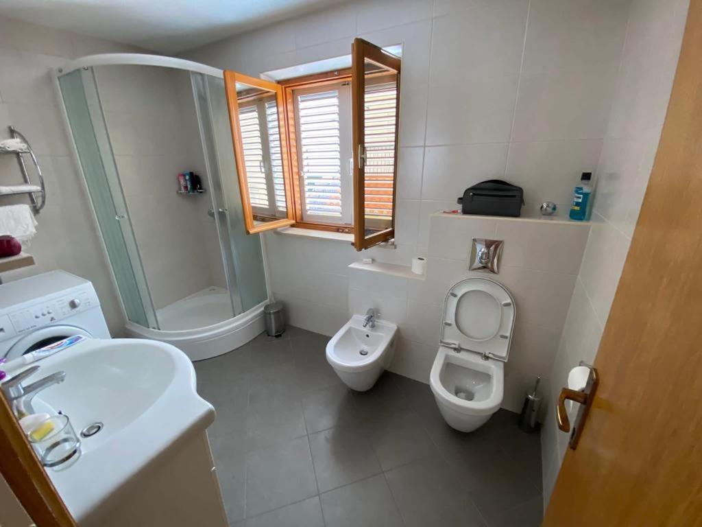 Altea Holidey Home With Jacuzzi And Free Parking Макарска Экстерьер фото